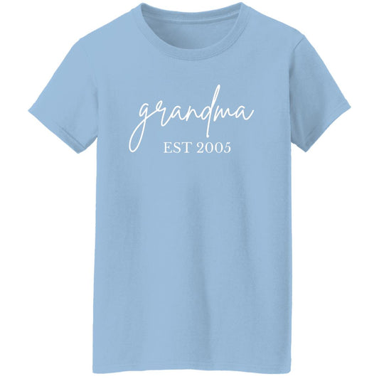 Grandma EST GRANDMA  T-Shirt