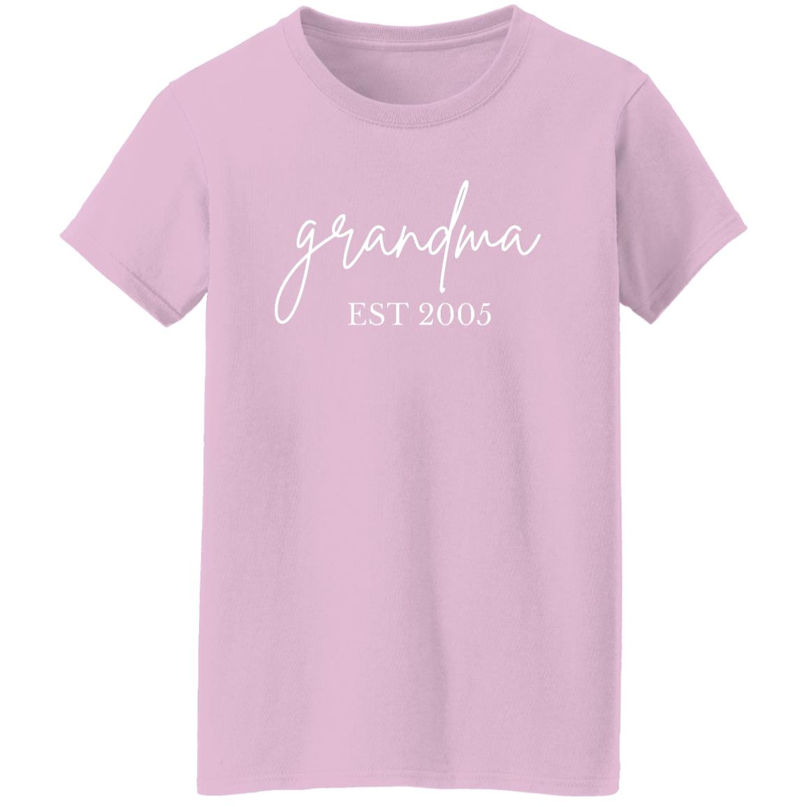 Grandma EST GRANDMA  T-Shirt